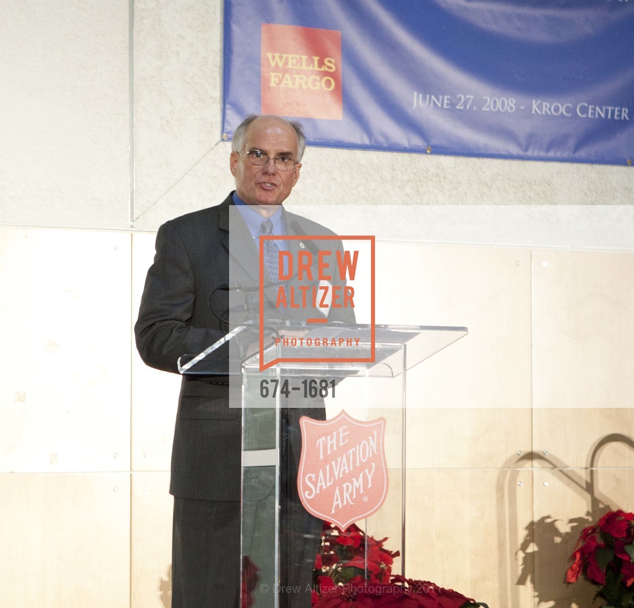 The Salvation Army's 8th Annual Holiday Luncheon, US, November 16th, 2011, Photo #674-1681 Photo #674-1681
