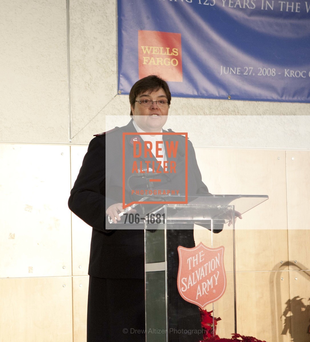 Kelly Pontsler, The Salvation Army's 8th Annual Holiday Luncheon, US, November 16th, 2011, Photo #706-1681 Kelly Pontsler, Photo #706-1681