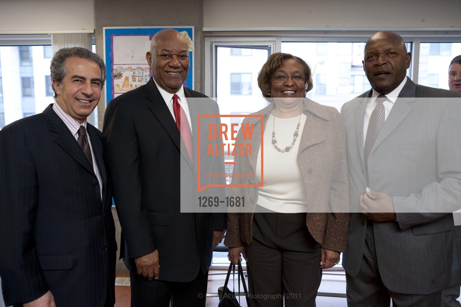 Mwaffak Kanjee, James Henley, Estelle Henley, Vida Blue, Photo #1269-1681