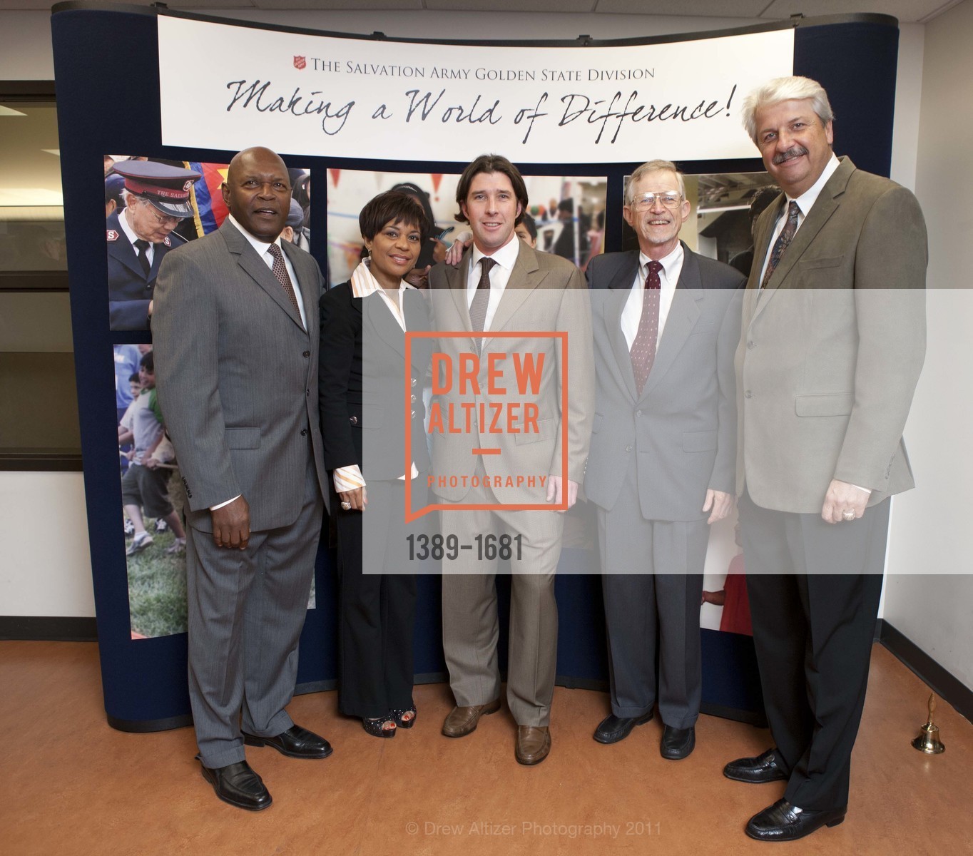 Vida Blue, Renel Brooks-Moon, JP Scanlon, Lou Locaccini, Bill Laskey, The Salvation Army's 8th Annual Holiday Luncheon, US, November 16th, 2011, Photo #1389-1681 Vida Blue, Renel Brooks-Moon, JP Scanlon, Lou Locaccini, Bill Laskey, Photo #1389-1681
