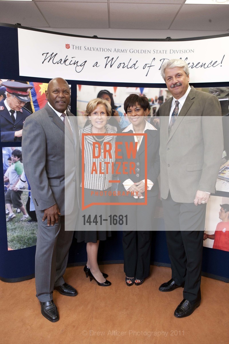 Vida Blue, Kristin Hueter, Renel Brooks-Moon, Bill Laskey, The Salvation Army's 8th Annual Holiday Luncheon, US, November 16th, 2011, Photo #1441-1681 Vida Blue, Kristin Hueter, Renel Brooks-Moon, Bill Laskey, Photo #1441-1681