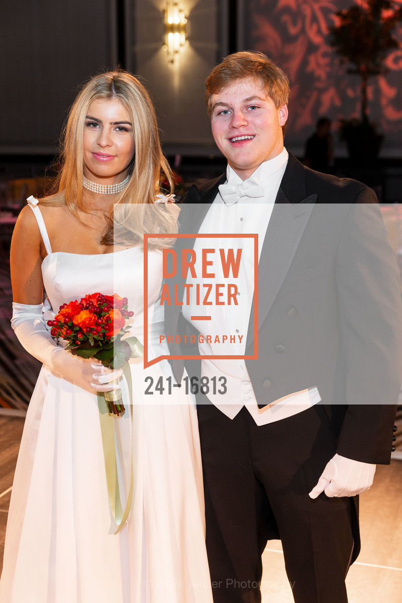 Alexis Pierce Levit, William Richard Kolman, San Francisco Debutante Ball 2018 Benefiting CPMC, Westin St. Francis Hotel. 335 Powell St, Photo #241-16813 Alexis Pierce Levit, William Richard Kolman, Photo #241-16813