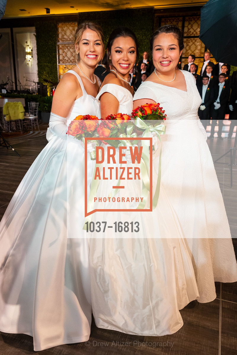 Elsa Lorenz Dierkhising, Katherine Zurbuch Dilley, Olivia Michelle Sanchez-Corea, San Francisco Debutante Ball 2018 Benefiting CPMC, Westin St. Francis Hotel. 335 Powell St, Photo #1037-16813 Elsa Lorenz Dierkhising, Katherine Zurbuch Dilley, Olivia Michelle Sanchez-Corea, Photo #1037-16813
