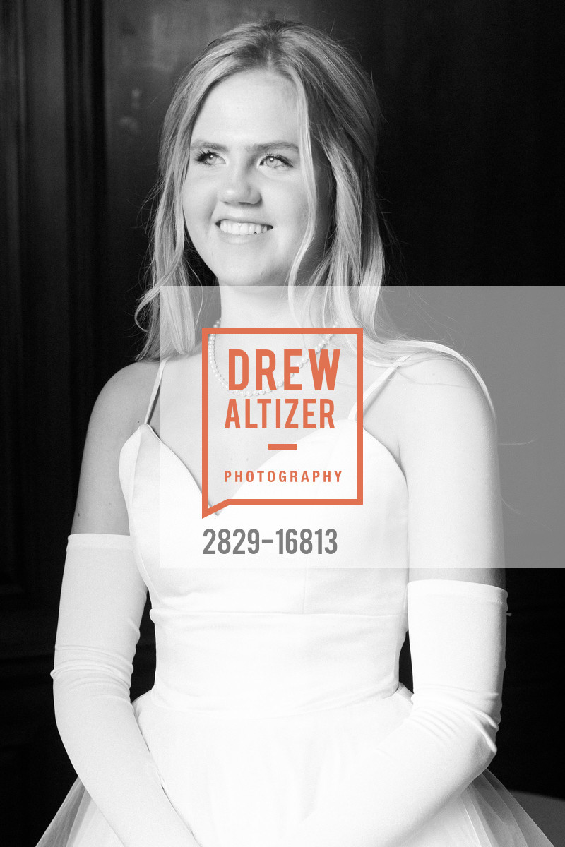 Natalie Mary Ruxton, San Francisco Debutante Ball 2018 Benefiting CPMC, Westin St. Francis Hotel. 335 Powell St, Photo #2829-16813 Natalie Mary Ruxton, Photo #2829-16813