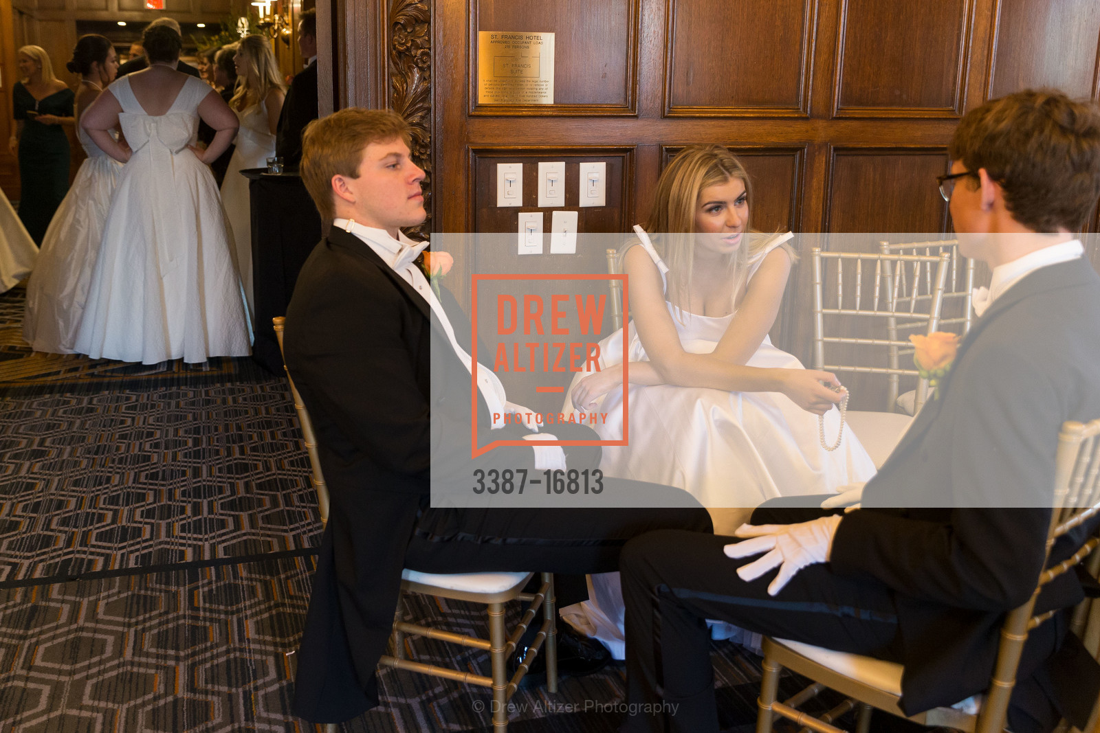 William Richard Kolman, Alexis Pierce Levit, San Francisco Debutante Ball 2018 Benefiting CPMC, Westin St. Francis Hotel. 335 Powell St, Photo #3387-16813 William Richard Kolman, Alexis Pierce Levit, Photo #3387-16813