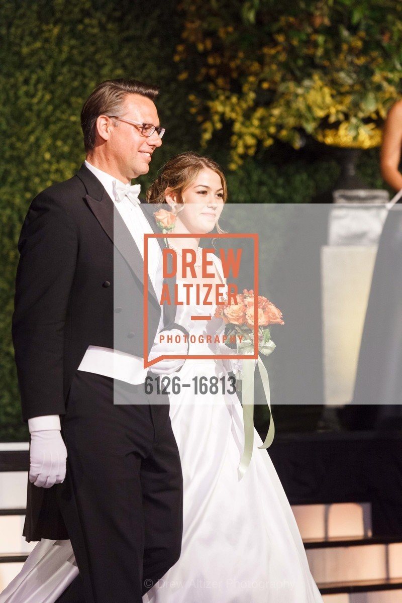 Adam Dierkhising, Elsa Lorenz Dierkhising, San Francisco Debutante Ball 2018 Benefiting CPMC, Westin St. Francis Hotel. 335 Powell St, Photo #6126-16813 Adam Dierkhising, Elsa Lorenz Dierkhising, Photo #6126-16813