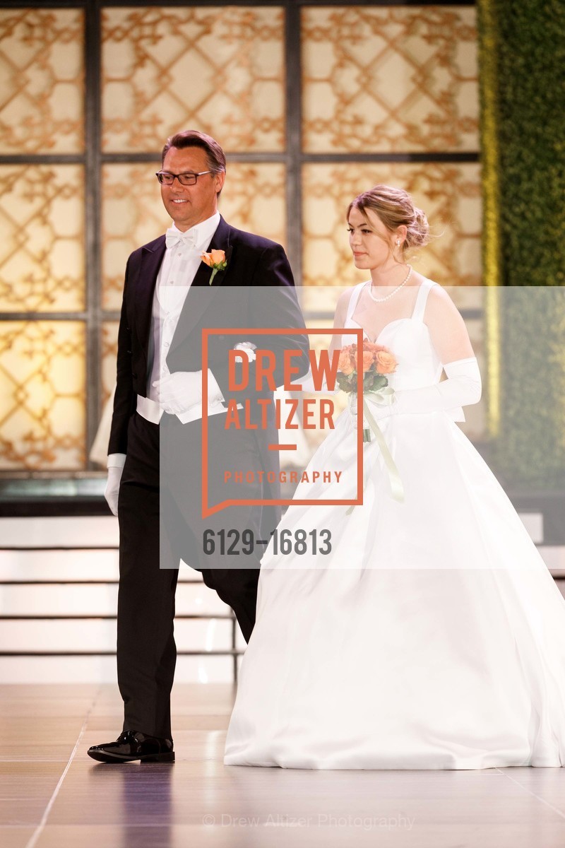 Adam Dierkhising, Elsa Lorenz Dierkhising, San Francisco Debutante Ball 2018 Benefiting CPMC, Westin St. Francis Hotel. 335 Powell St, Photo #6129-16813 Adam Dierkhising, Elsa Lorenz Dierkhising, Photo #6129-16813
