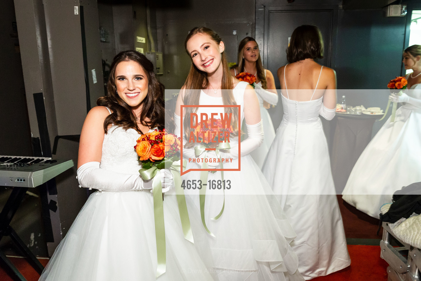 Amanda York Avery, Scarlett Angel Semler Bach, San Francisco Debutante Ball 2018 Benefiting CPMC, Westin St. Francis Hotel. 335 Powell St, Photo #4653-16813 Amanda York Avery, Scarlett Angel Semler Bach, Photo #4653-16813