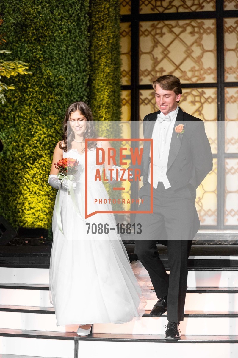 Elizabeth Allen Kruse, Kyle James Schott, San Francisco Debutante Ball 2018 Benefiting CPMC, Westin St. Francis Hotel. 335 Powell St, Photo #7086-16813 Elizabeth Allen Kruse, Kyle James Schott, Photo #7086-16813