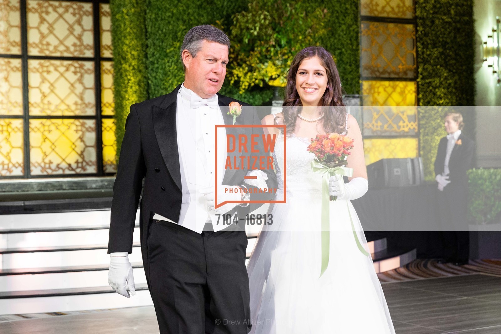 Chris Kruse, Elizabeth Allen Kruse, San Francisco Debutante Ball 2018 Benefiting CPMC, Westin St. Francis Hotel. 335 Powell St, Photo #7104-16813 Chris Kruse, Elizabeth Allen Kruse, Photo #7104-16813