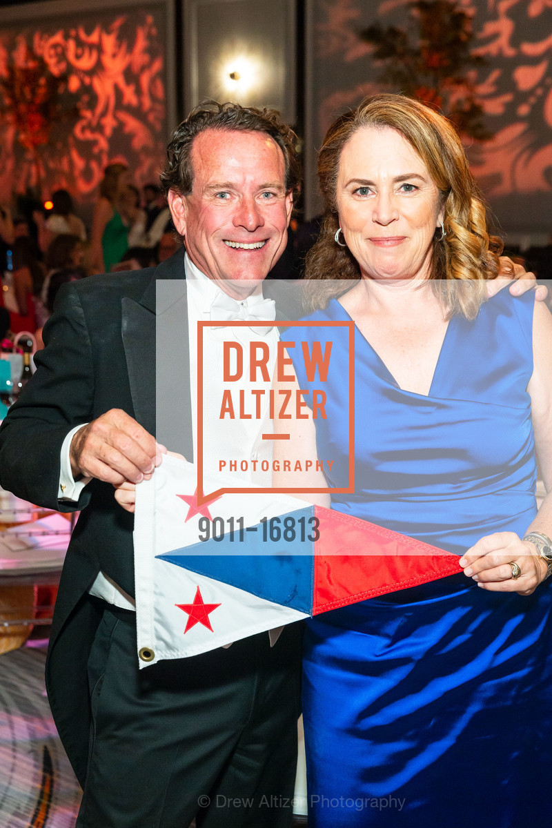 Mark McLaughlin, Pamela Healy, San Francisco Debutante Ball 2018 Benefiting CPMC, Westin St. Francis Hotel. 335 Powell St, Photo #9011-16813 Mark McLaughlin, Pamela Healy, Photo #9011-16813