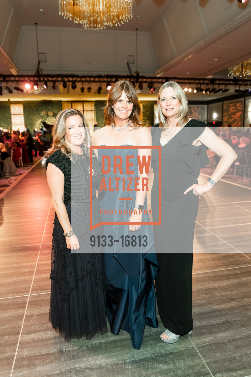 Carolyn Edwards, Christine Gardner, Kelly Halper, San Francisco Debutante Ball 2018 Benefiting CPMC, Westin St. Francis Hotel. 335 Powell St, Photo #9133-16813 Carolyn Edwards, Christine Gardner, Kelly Halper, Photo #9133-16813