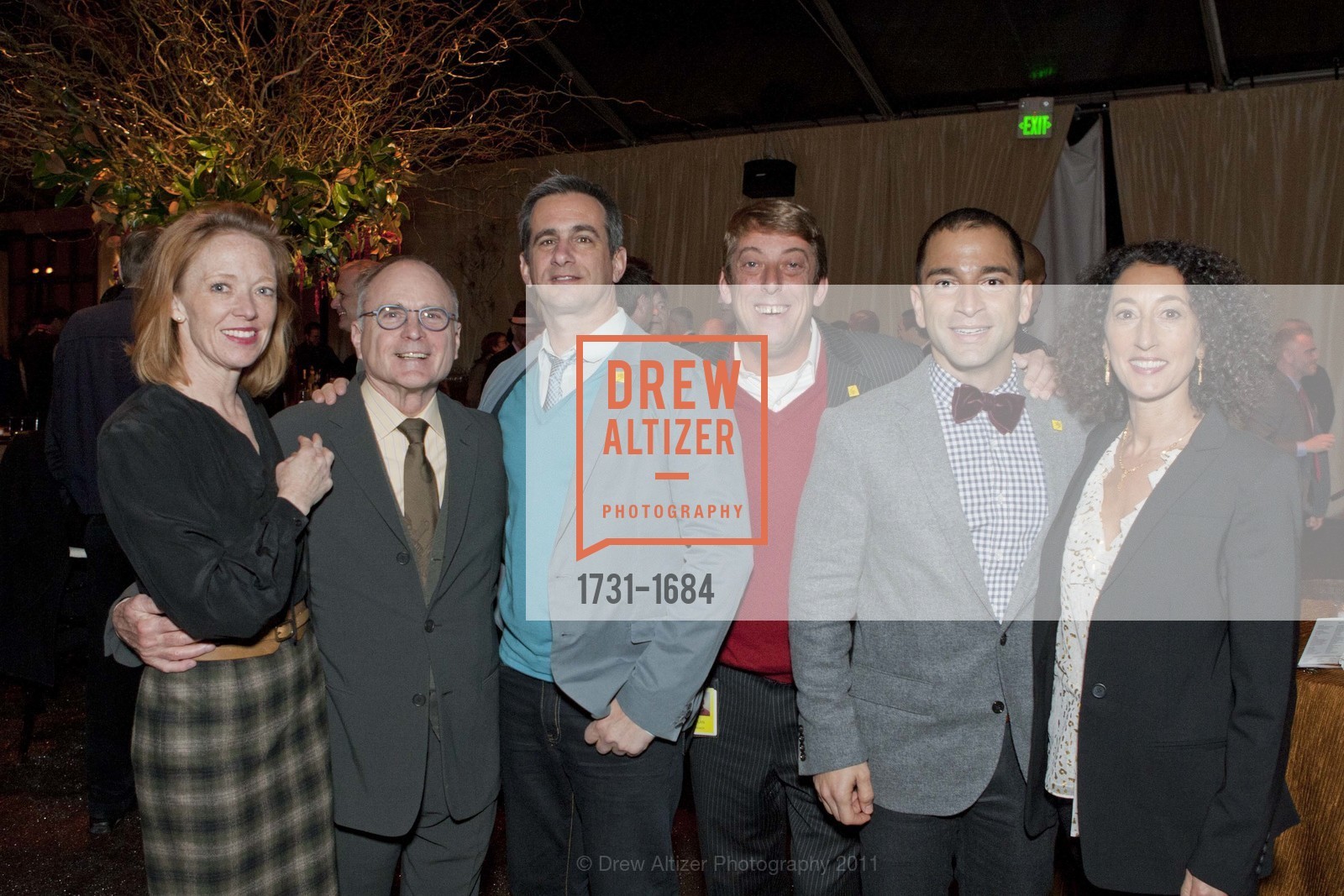 Leigh Wells, Andrew Belschner, Neil Giuliano, Alan Beech, James Loduca, Judy Auerbach, Light In The Grove, US, November 30th, 2011, Photo #1731-1684 Leigh Wells, Andrew Belschner, Neil Giuliano, Alan Beech, James Loduca, Judy Auerbach, Photo #1731-1684