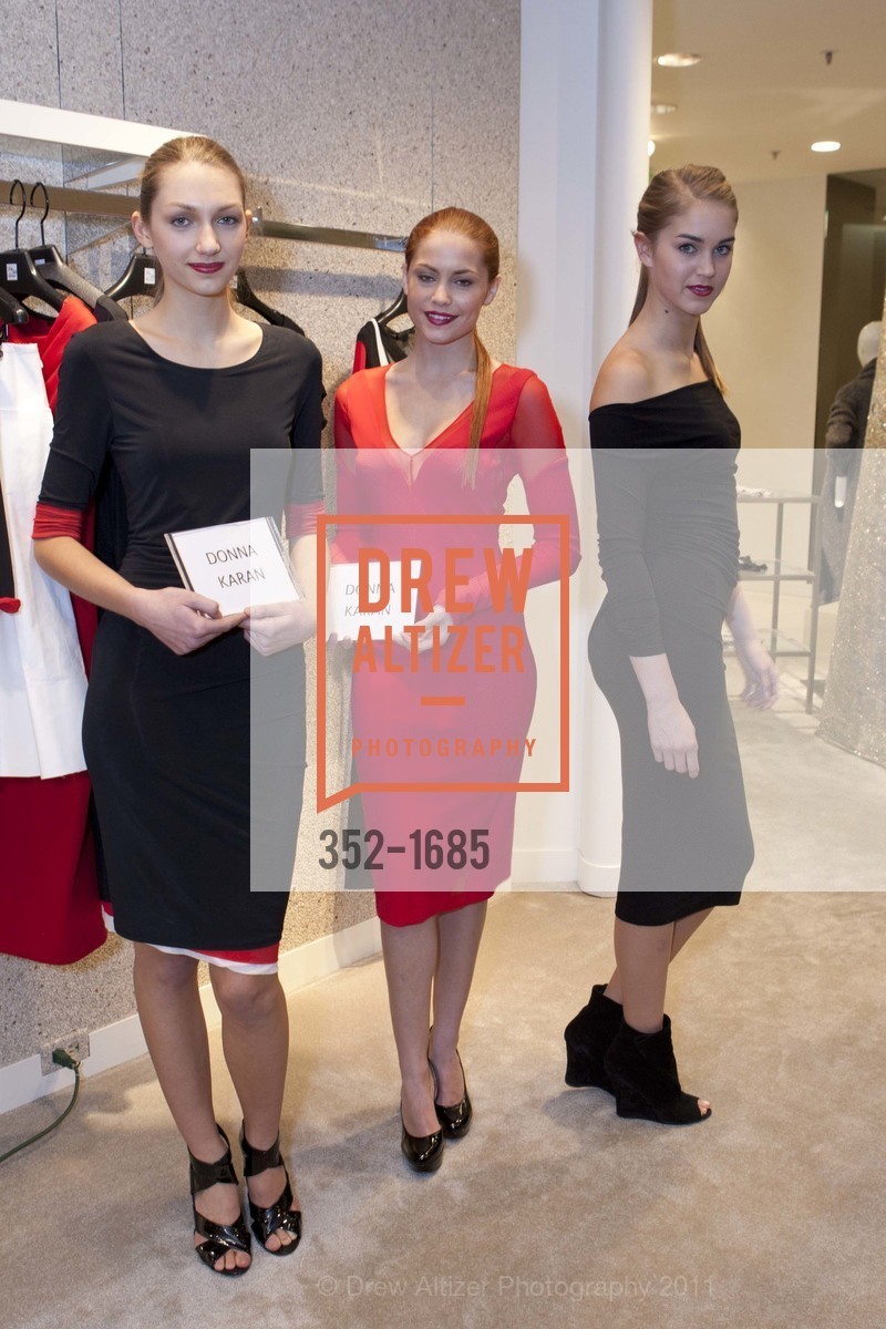 Nicole Whittaker, Ashley Johnes, Lauren Anderson, VOGUE PRESENTS Donna Karan New York Resort/Pre-Spring 2012 at Saks, Saks Fifth Avenue, Union Square. 384 Post Street, December 6th, 2011, Photo #352-1685 Nicole Whittaker, Ashley Johnes, Lauren Anderson, Photo #352-1685