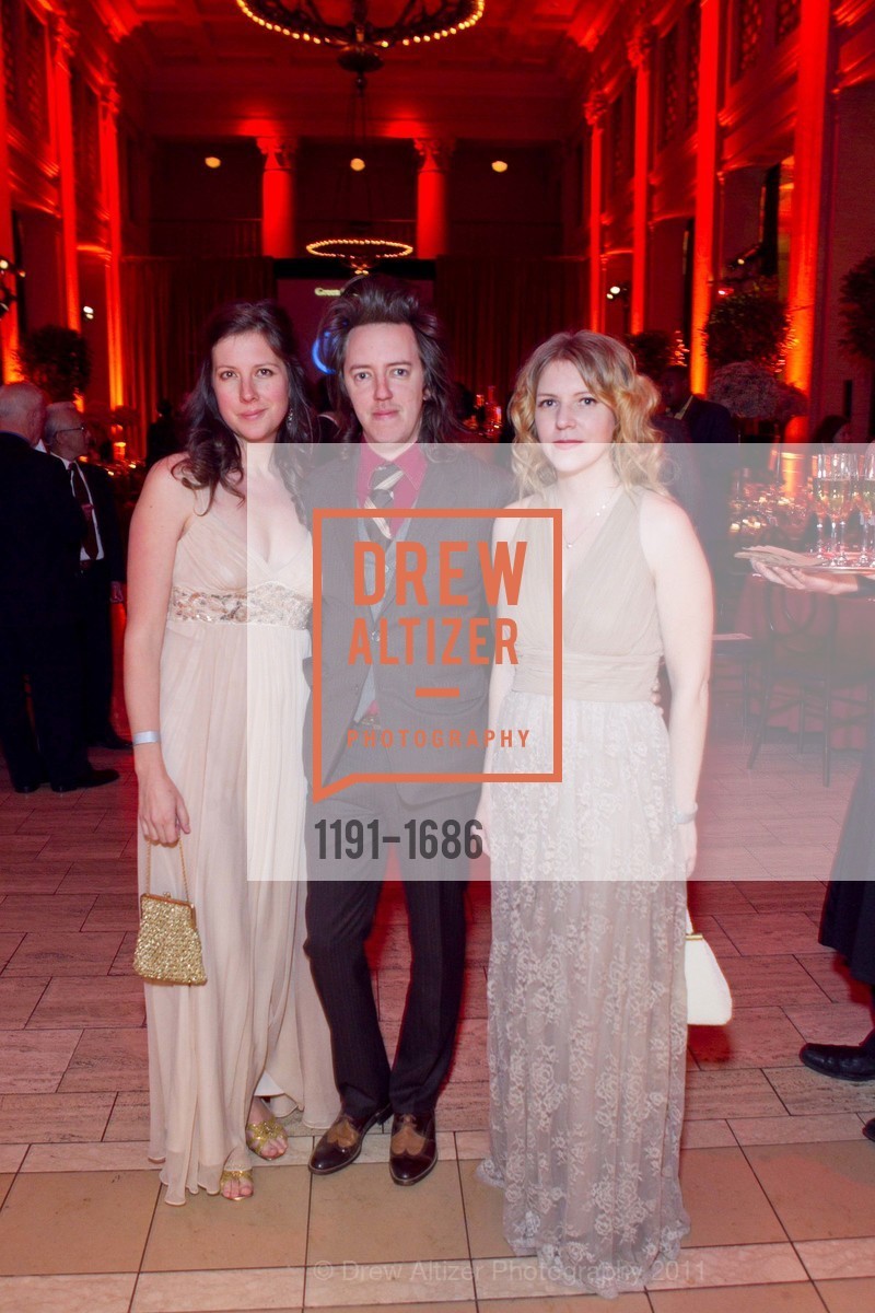 Sarah Bell, Wymond Miles, Andrea Larson, Photo #1191-1686