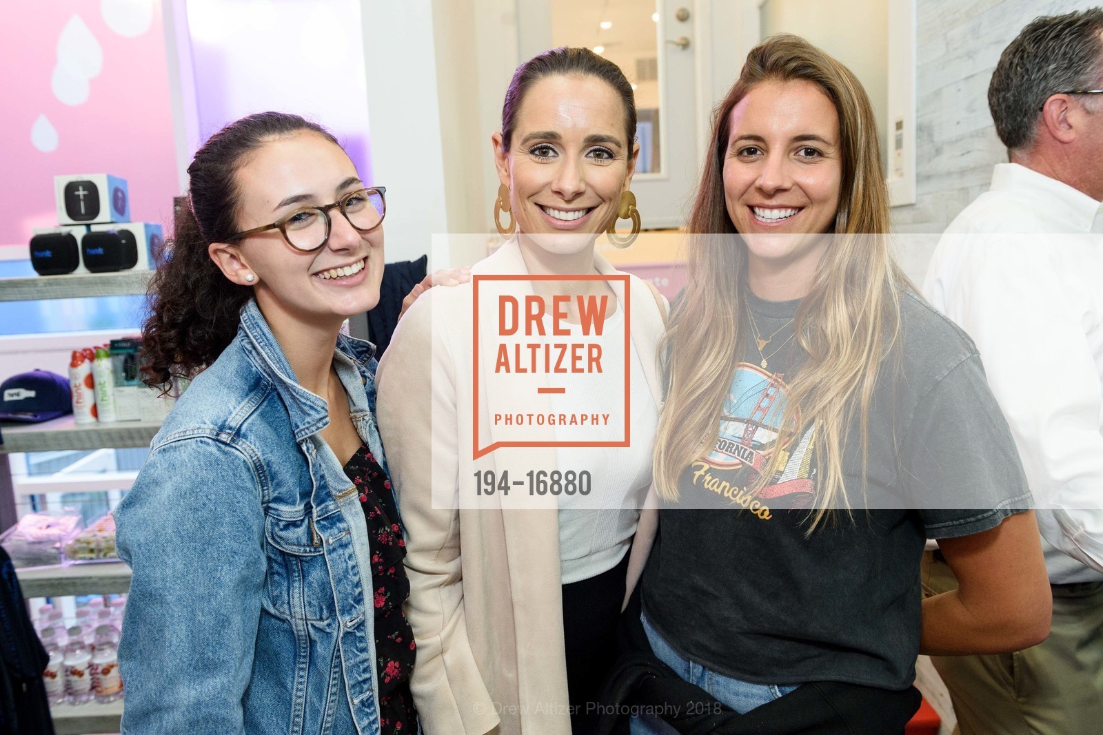 Kaitlin Goldin, Jeannie Legart, Katelyn Reed, hint Water Bar Grand Opening Celebration, hint Water Bar. 2124 Union Street, July 12th, 2018, Photo #194-16880 Kaitlin Goldin, Jeannie Legart, Katelyn Reed, Photo #194-16880