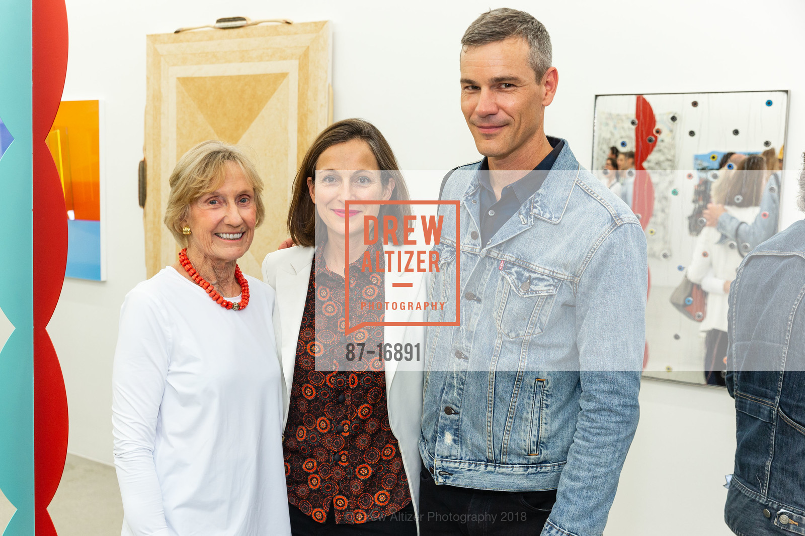 Nancy Bechtle, Sarah Thornton, Vincent Fecteau, Kinship: Celebrating 10 Years of Jessica Silverman Gallery, Various, November 6th, 2021, Photo #87-16891 Nancy Bechtle, Sarah Thornton, Vincent Fecteau, Photo #87-16891