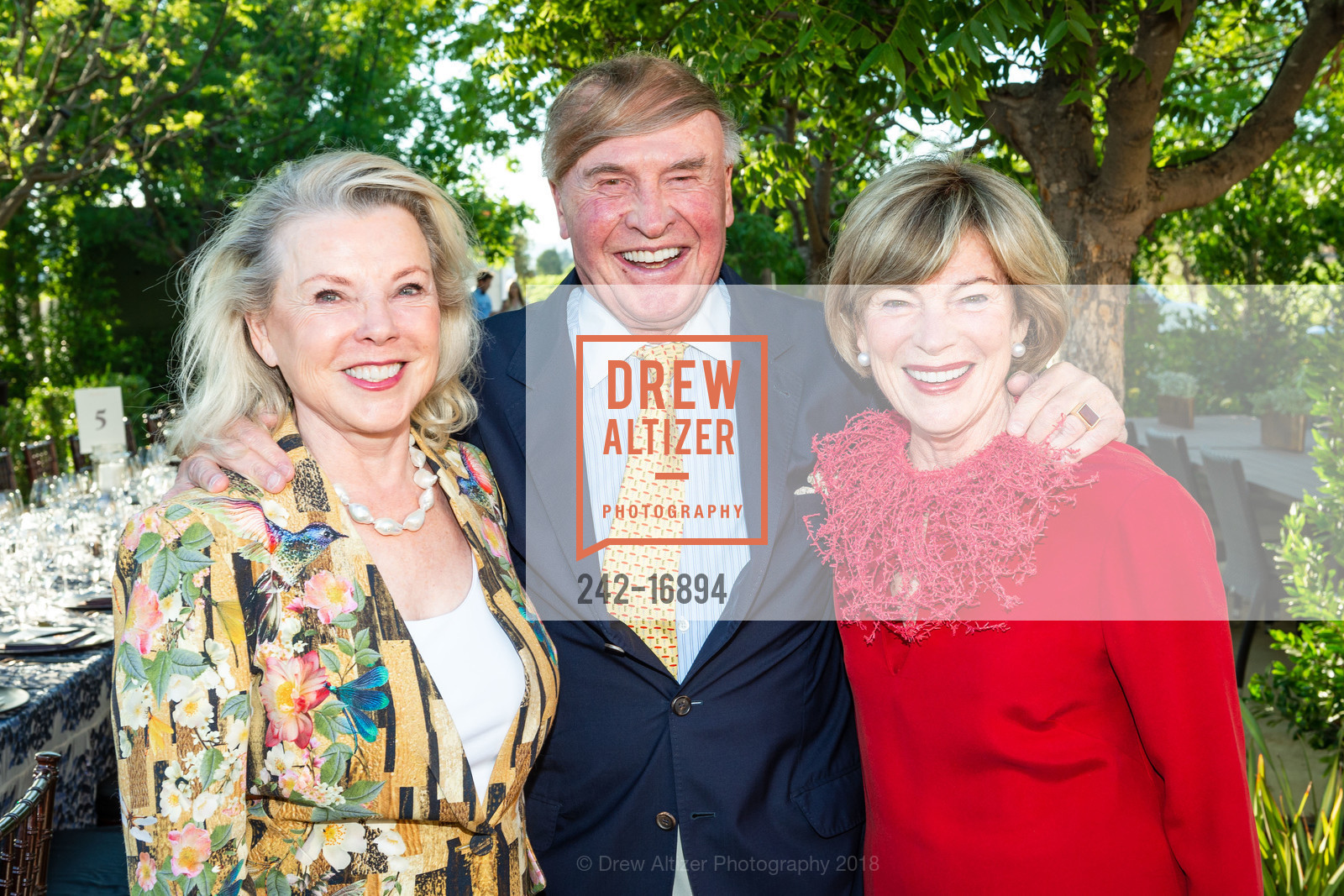 Jeanne Lawrence, Dick Kramlich, Pam Kramlich, Photo #242-16894