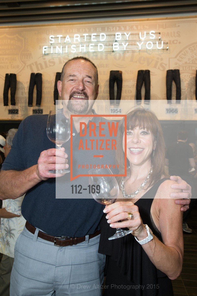 Jim Nelson, Lisa Nelson, Silicon Valley Wine Auction Benefiting Silicon Valley Education Foundation, Levi's Stadium. 4900 Marie P. DeBartolo Way, June 19th, 2015,Drew Altizer, Drew Altizer Photography, full-service agency, private events, San Francisco photographer, photographer california