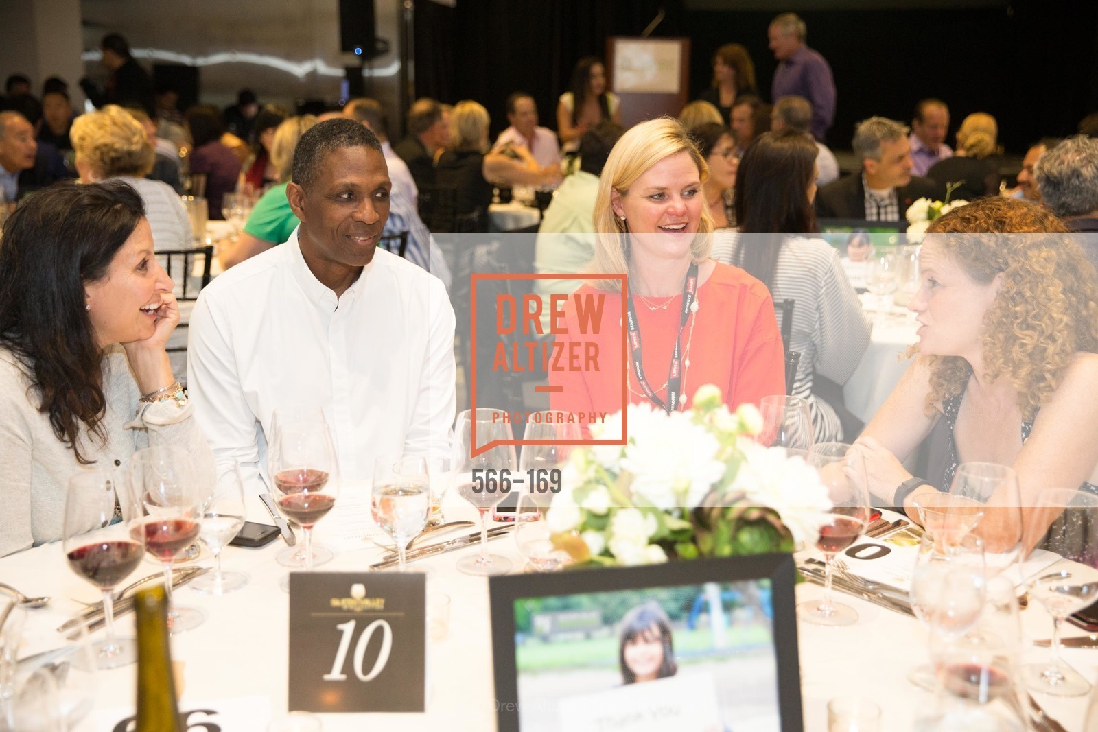 Amy Bonnichsen, Keena Turner, Kari Karwoski, Joanne Pasternack, Gucci & Vogue Dinner, Levi's Stadium. 4900 Marie P. DeBartolo Way, June 19th, 2015, Photo #566-169 Amy Bonnichsen, Keena Turner, Kari Karwoski, Joanne Pasternack, Photo #566-169