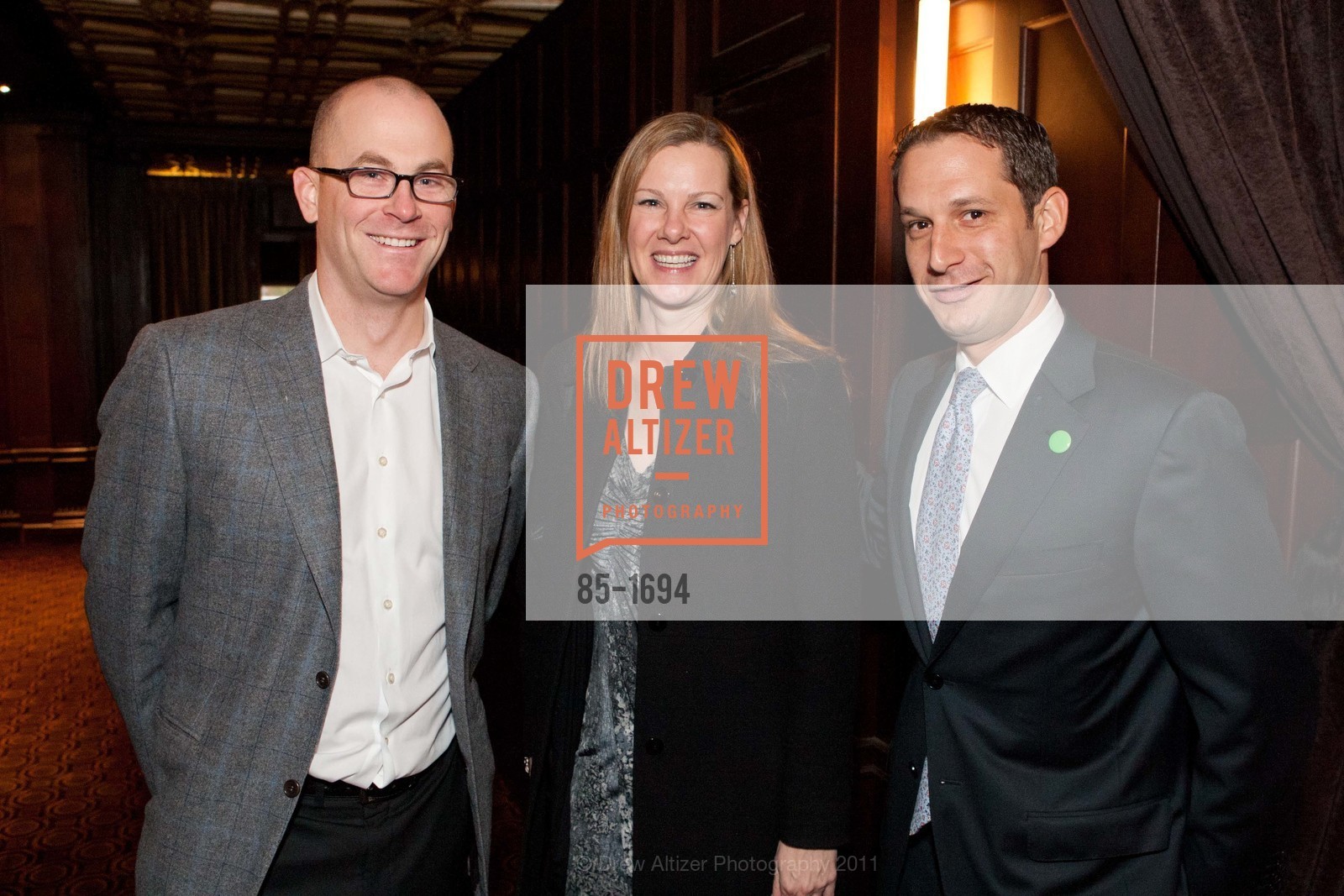 Vincent Mellet, Linda Fitzgerald, Daniel Lurie, TIPPING POINT Awards Breakfast, US, December 8th, 2011, Photo #85-1694 Vincent Mellet, Linda Fitzgerald, Daniel Lurie, Photo #85-1694