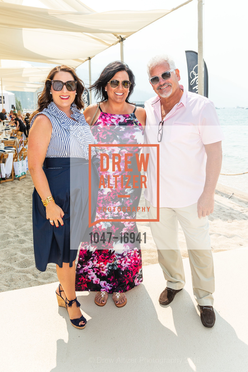 Stacie Harrosh, Lynne Harrosh, Richard Rodriguez, Saks Fifth Avenue and Oscar de La Renta Fashion Show to Benefit The League to Save Lake Tahoe 2018, Private Residence, August 4th, 2018, Photo #1047-16941 Stacie Harrosh, Lynne Harrosh, Richard Rodriguez, Photo #1047-16941