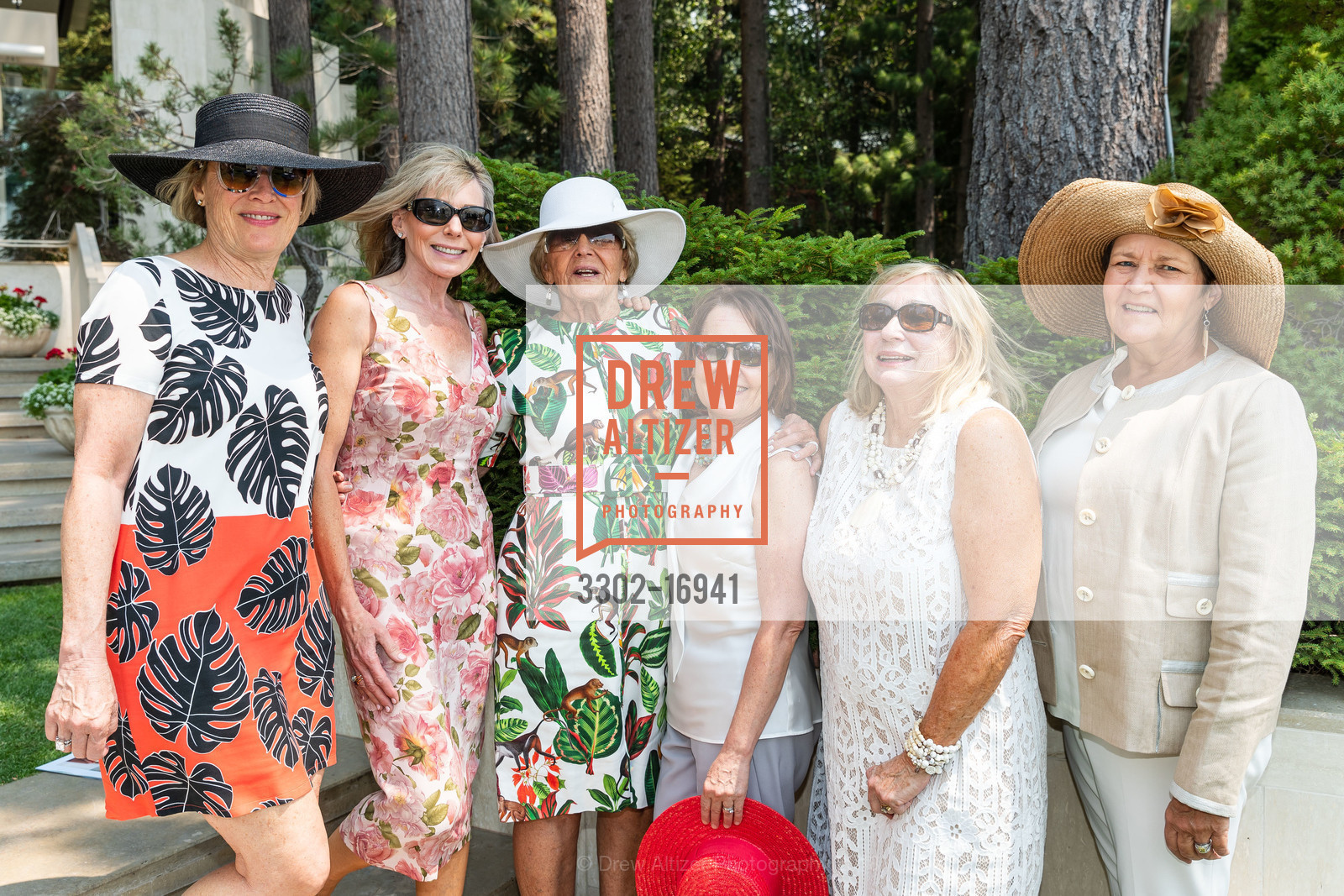 Gay Bentley, Deborah Wetzel, Nancy Binsn, Debbie Ceragoli, Mary Haniger, Mary Peterson, Saks Fifth Avenue and Oscar de La Renta Fashion Show to Benefit The League to Save Lake Tahoe 2018, Private Residence, August 4th, 2018, Photo #3302-16941 Gay Bentley, Deborah Wetzel, Nancy Binsn, Debbie Ceragoli, Mary Haniger, Mary Peterson, Photo #3302-16941