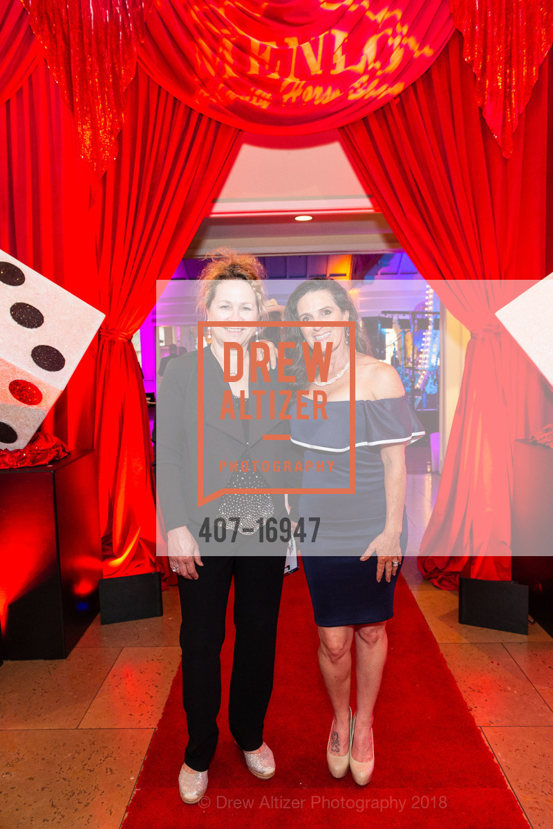 Linda Salvador, Joanne Joye, Gala Menlo Charity Stephen Silver $40,000 Grand Prix 2018, Menlo Circus Club. 90 Park Lane, August 10th, 2018, Photo #407-16947 Linda Salvador, Joanne Joye, Photo #407-16947