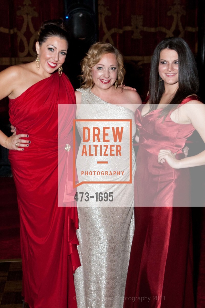 Talia Wright, Elizabeth Thompson, Mykella Mulloy, Spinsters of San Francisco Holiday Ball, US, December 10th, 2011, Photo #473-1695 Talia Wright, Elizabeth Thompson, Mykella Mulloy, Photo #473-1695