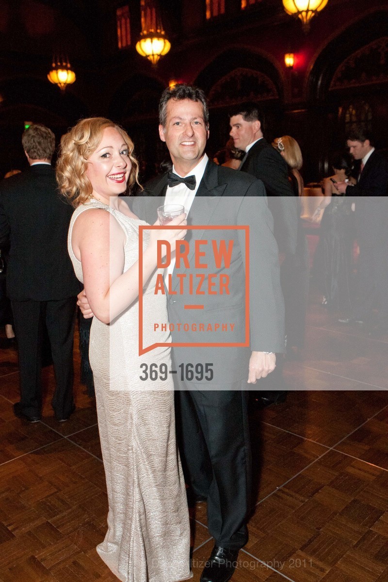 Elizabeth Thompson, Spinsters of San Francisco Holiday Ball, US, December 10th, 2011, Photo #369-1695 Elizabeth Thompson, Photo #369-1695