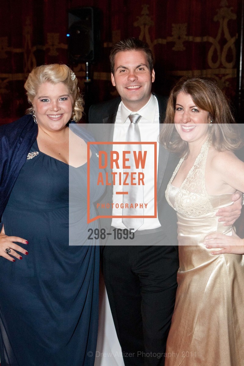 Tara Childress, Bert Lockwood, Gia Colosi, Photo #298-1695