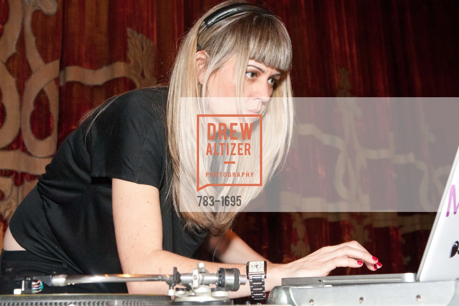 DJ, Spinsters of San Francisco Holiday Ball, US, December 10th, 2011, Photo #783-1695 DJ, Photo #783-1695