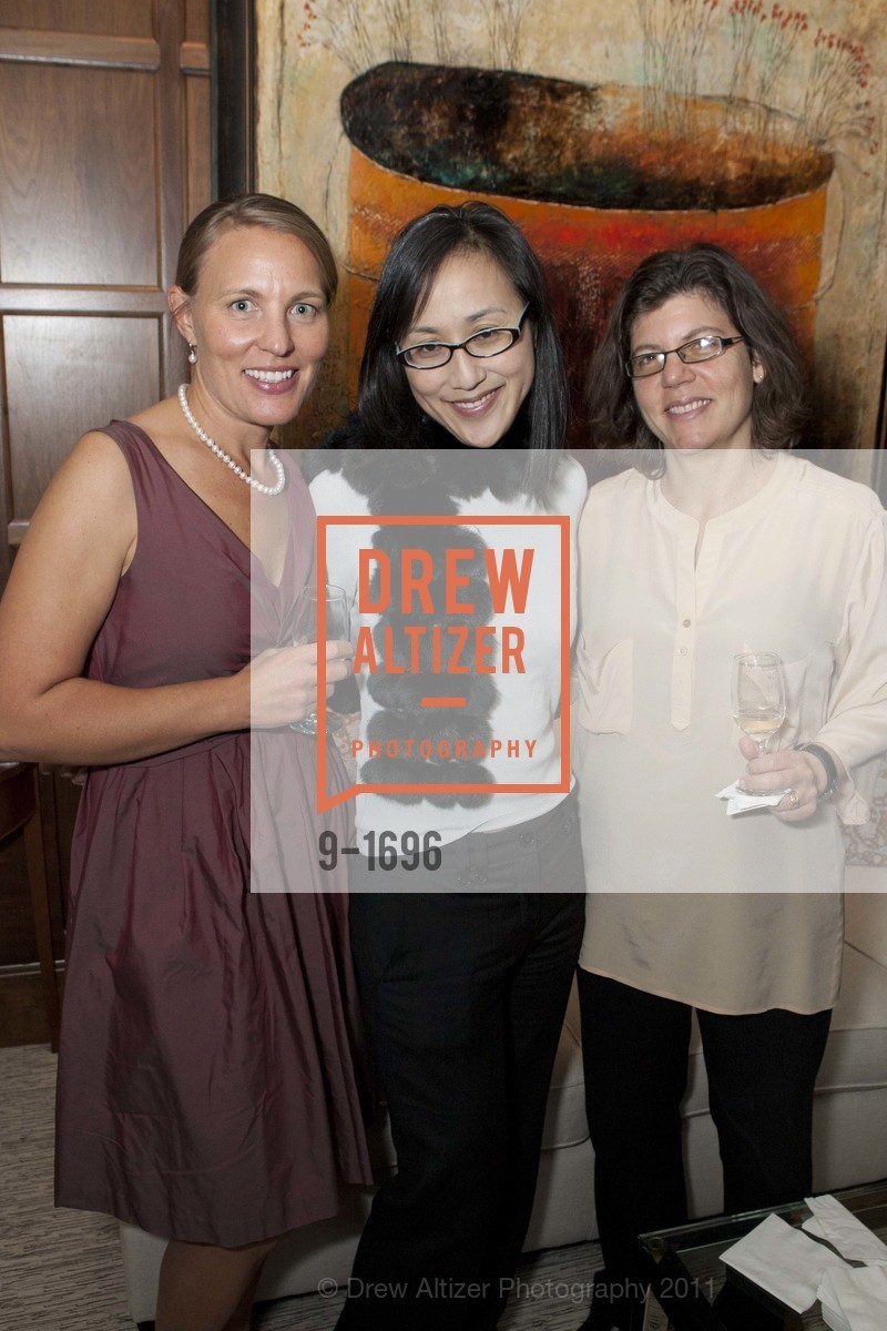 Lisa Turbis, Linda Lye, Stacy Leyton, Photo #9-1696
