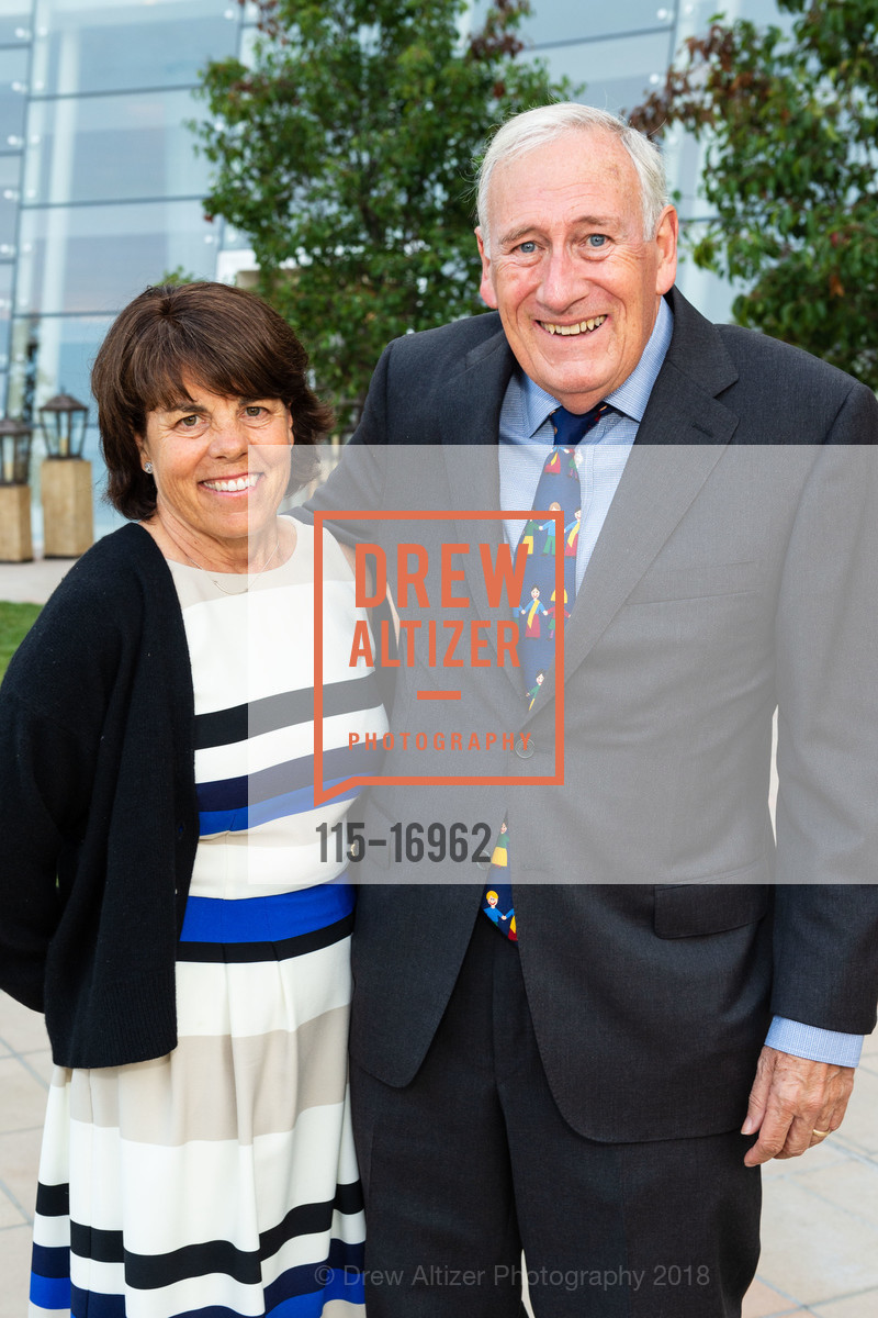 Beth Dawes, Chris Dawes, Photo #115-16962