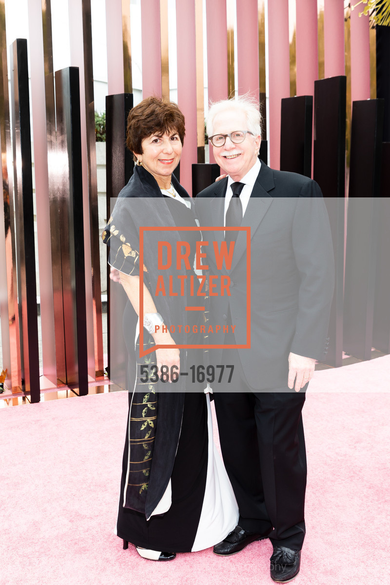 Jan Newman, Bob Newman, San Francisco Symphony 2018 Opening Night Gala, Davies Symphony Hall. 201 Van Ness Avenue, Photo #5386-16977 Jan Newman, Bob Newman, Photo #5386-16977