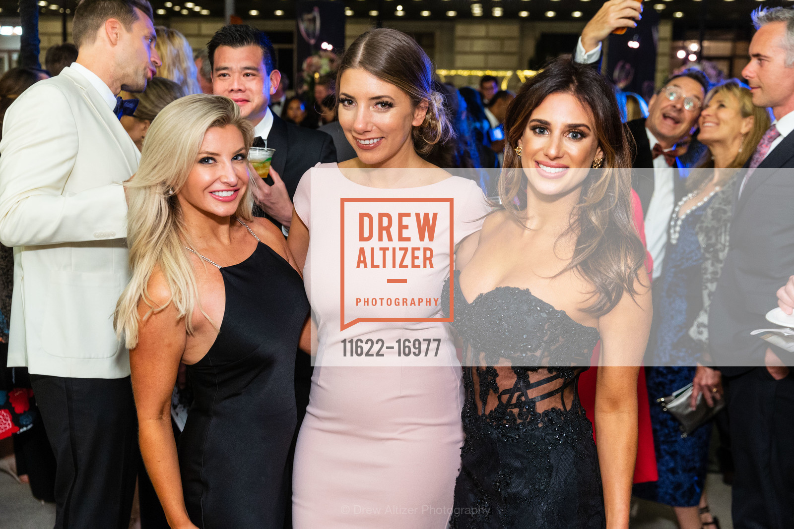 Mandy Salzman, Brianna Haag, Carla Brenner, San Francisco Symphony 2018 Opening Night Gala, Davies Symphony Hall. 201 Van Ness Avenue, Photo #11622-16977 Mandy Salzman, Brianna Haag, Carla Brenner, Photo #11622-16977