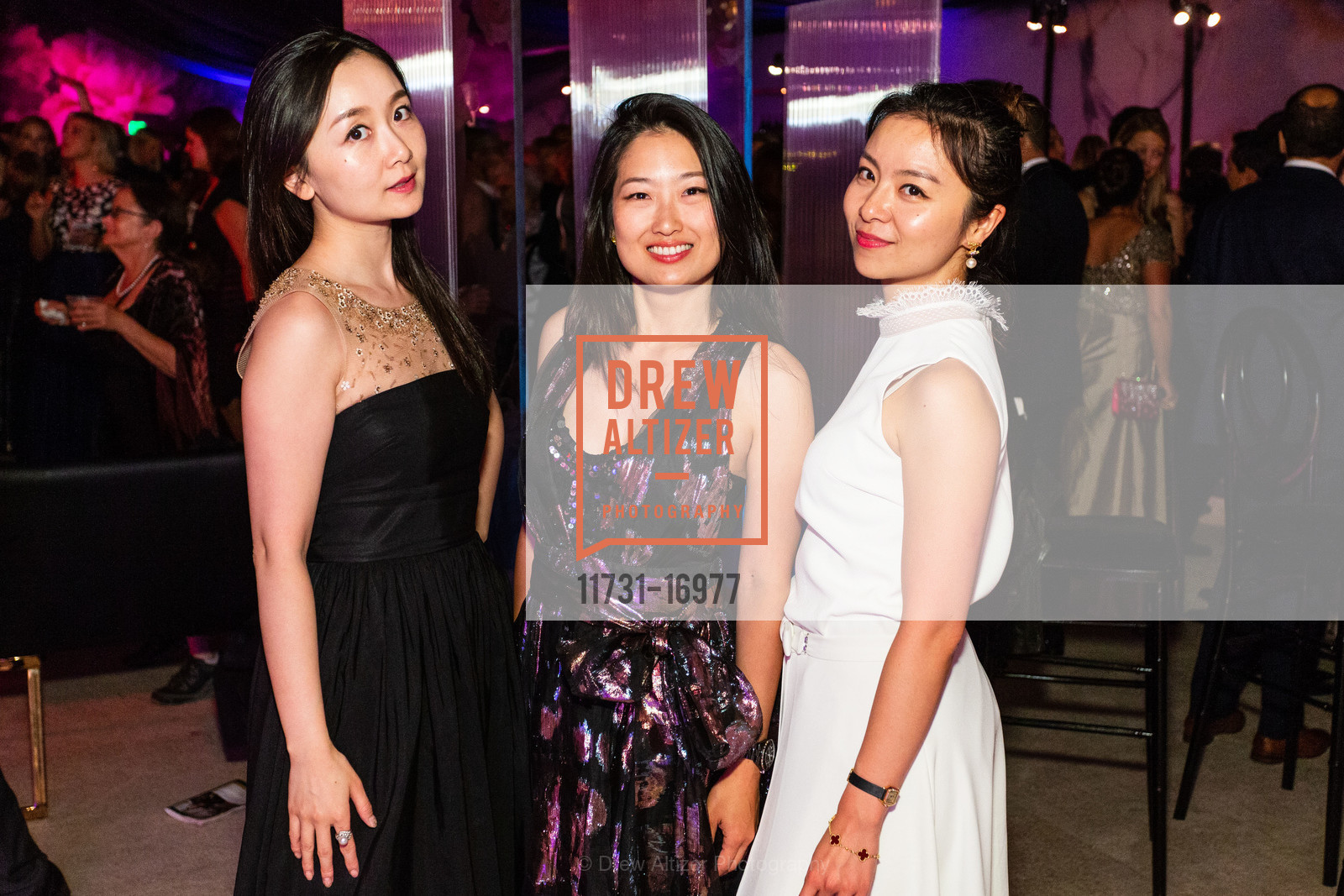 Lin Xie, Jessica Lee, Luna Xu, San Francisco Symphony 2018 Opening Night Gala, Davies Symphony Hall. 201 Van Ness Avenue, Photo #11731-16977 Lin Xie, Jessica Lee, Luna Xu, Photo #11731-16977
