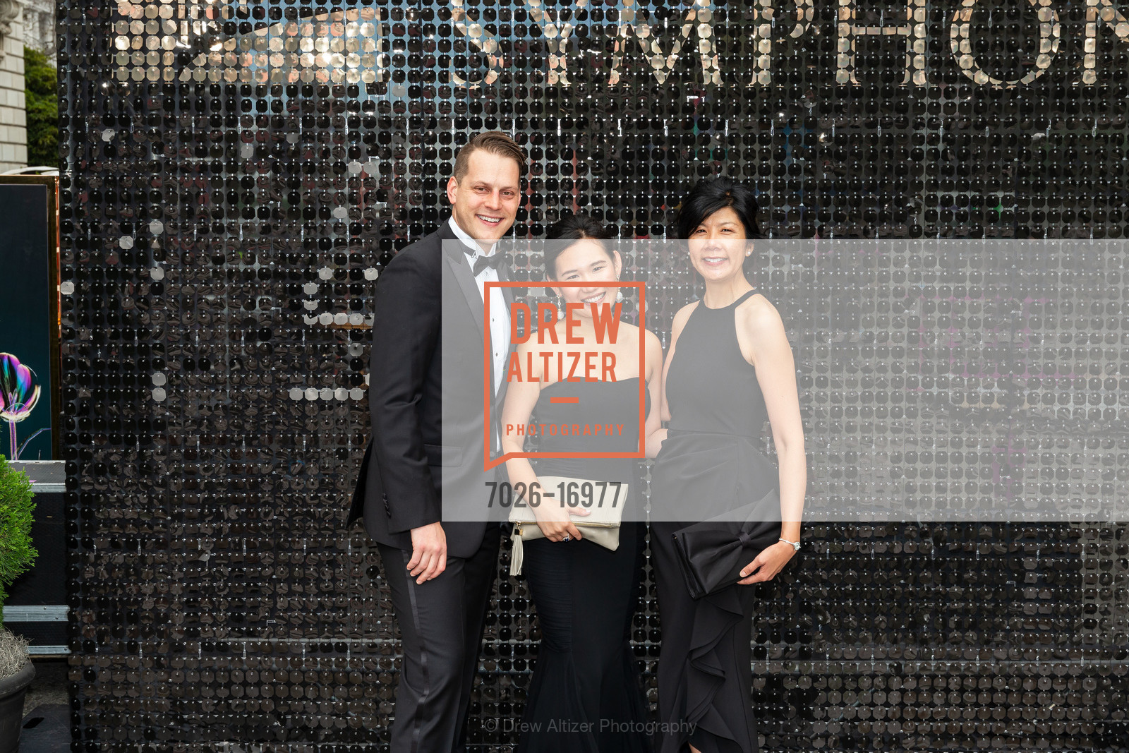 Victor Steeb, Nina Zhou, Sherga Kong, San Francisco Symphony 2018 Opening Night Gala, Davies Symphony Hall. 201 Van Ness Avenue, Photo #7026-16977 Victor Steeb, Nina Zhou, Sherga Kong, Photo #7026-16977