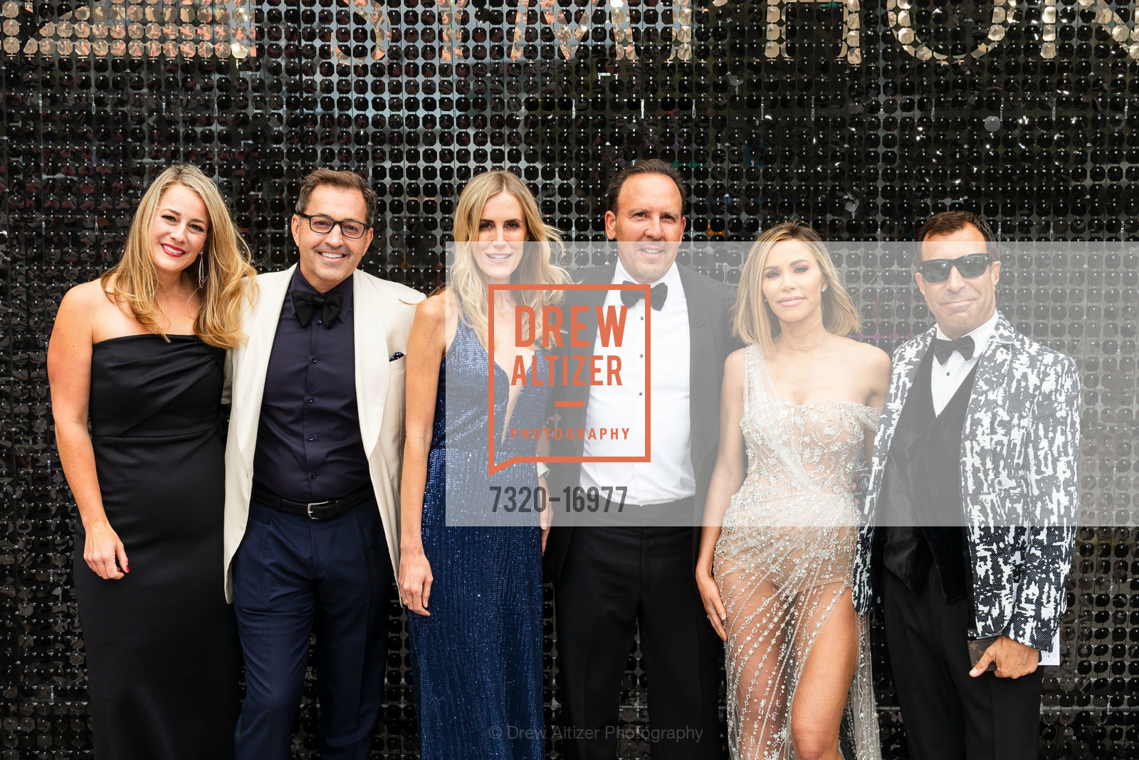 Elizabeth Kursess, Andy Chase, Emily Shagley, Dave Dollinger, Tara Dollinger, Mark Robbins, San Francisco Symphony 2018 Opening Night Gala, Davies Symphony Hall. 201 Van Ness Avenue, Photo #7320-16977 Elizabeth Kursess, Andy Chase, Emily Shagley, Dave Dollinger, Tara Dollinger, Mark Robbins, Photo #7320-16977