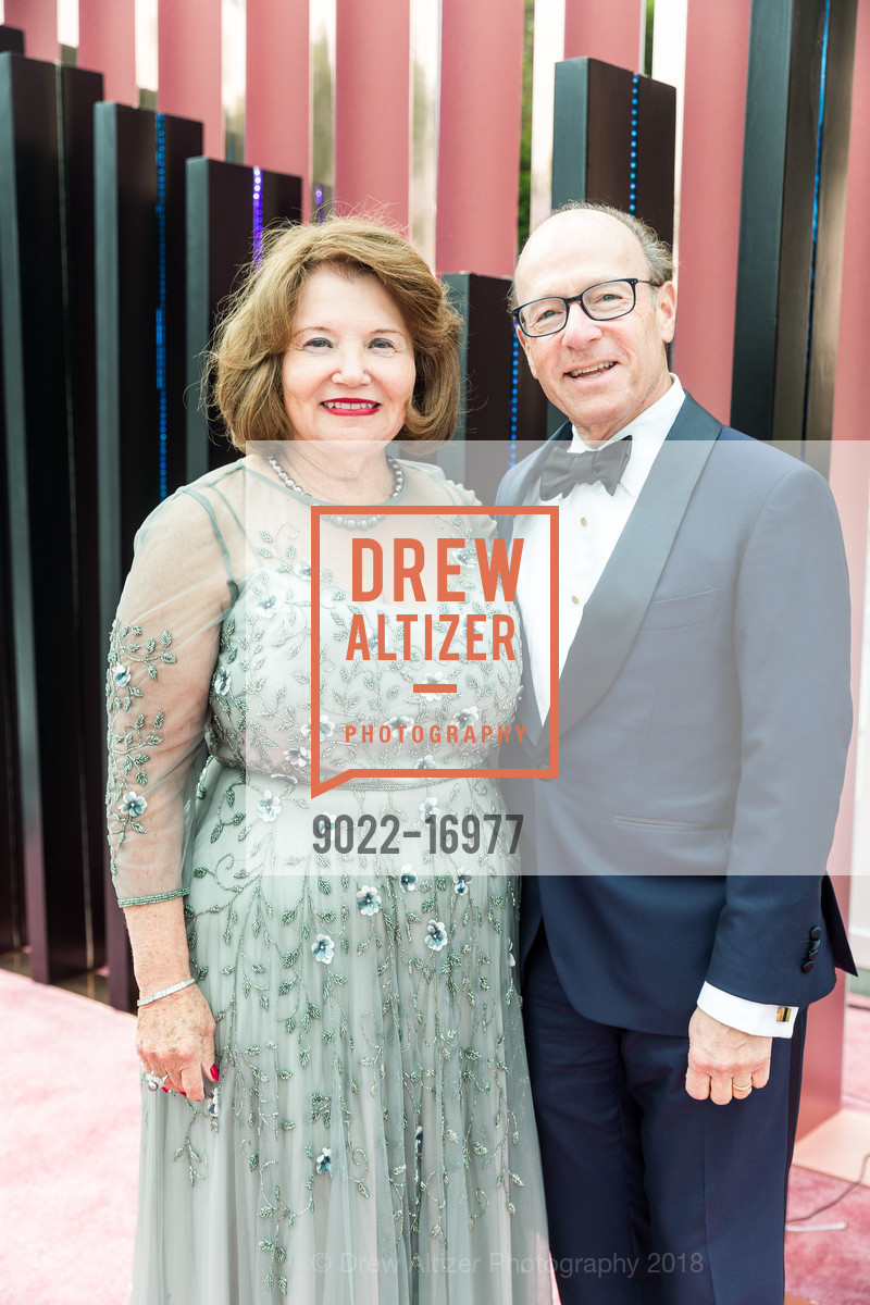 Linda Cooperman, Daniel Cooperman, San Francisco Symphony 2018 Opening Night Gala, Davies Symphony Hall. 201 Van Ness Avenue, September 5th, 2018, Photo #9022-16977 Linda Cooperman, Daniel Cooperman, Photo #9022-16977