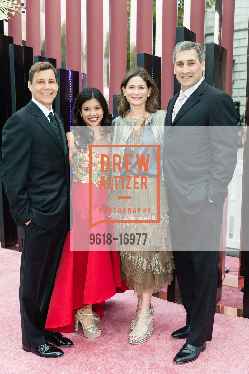 Brent Cromley, Millie Chou, Julia Popowitz, David Popowitz, San Francisco Symphony 2018 Opening Night Gala, Davies Symphony Hall. 201 Van Ness Avenue, Photo #9618-16977 Brent Cromley, Millie Chou, Julia Popowitz, David Popowitz, Photo #9618-16977
