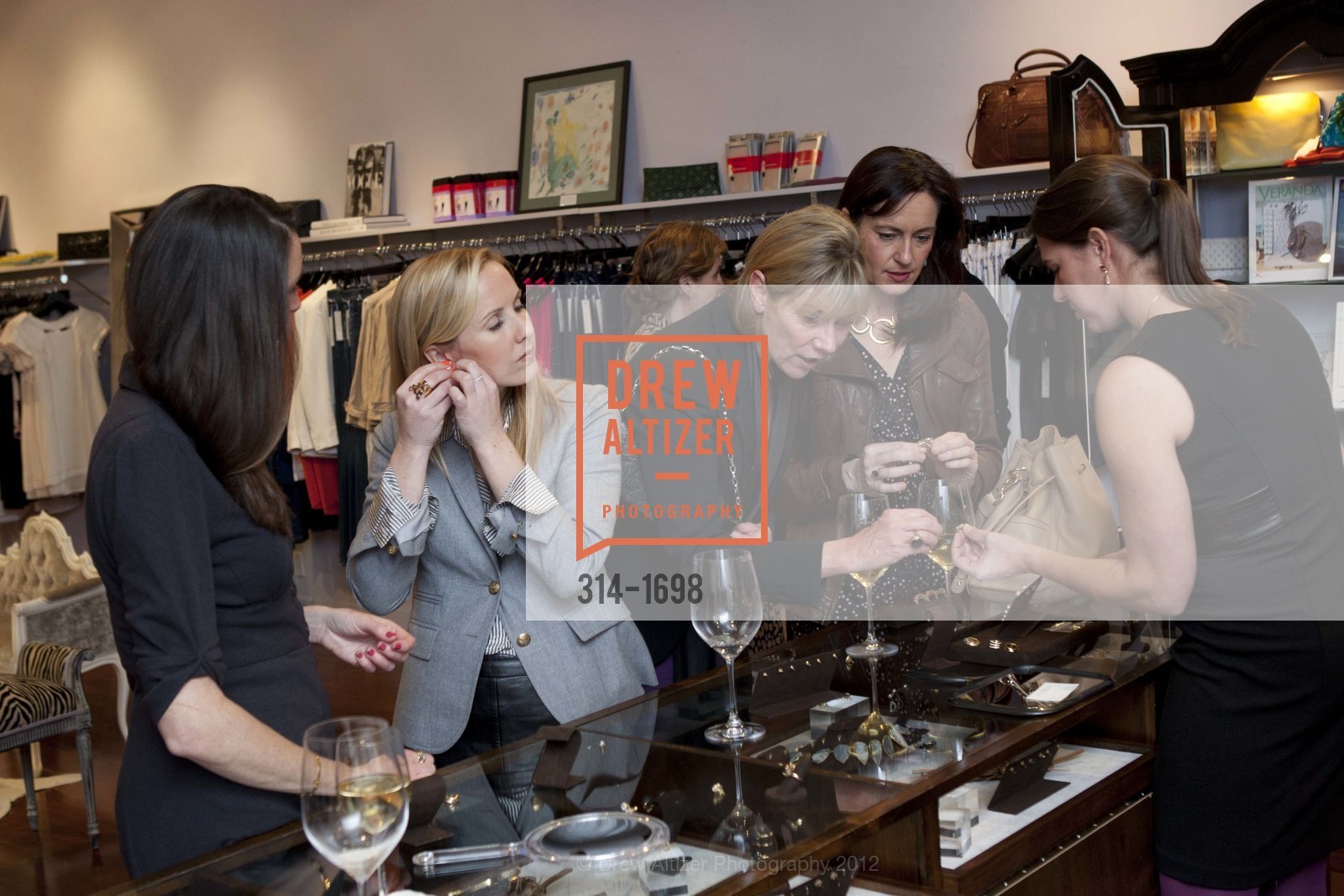 Sarah Nelson, Caroline Burnett, Deb Connor, PHILANTHROPIST BOUTIQUE, Kate Harbin, and Katie Traina Host a Shopping Event Featuring Jewelry Designer Daria de Koning, US, March 6th, 2012, Photo #314-1698 Sarah Nelson, Caroline Burnett, Deb Connor, Photo #314-1698