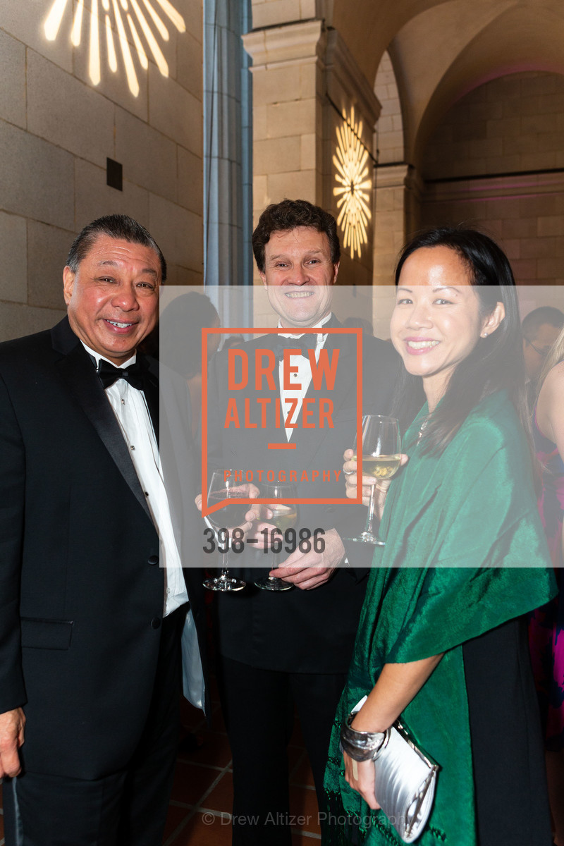 Wesley Dere, Chuck Bueche, Amy Hsieh, BRAVO! Club Opening Night Gala 2018, War Memorial Opera House. 301 Van Ness Ave, 401 Van Ness Ave, Photo #398-16986 Wesley Dere, Chuck Bueche, Amy Hsieh, Photo #398-16986