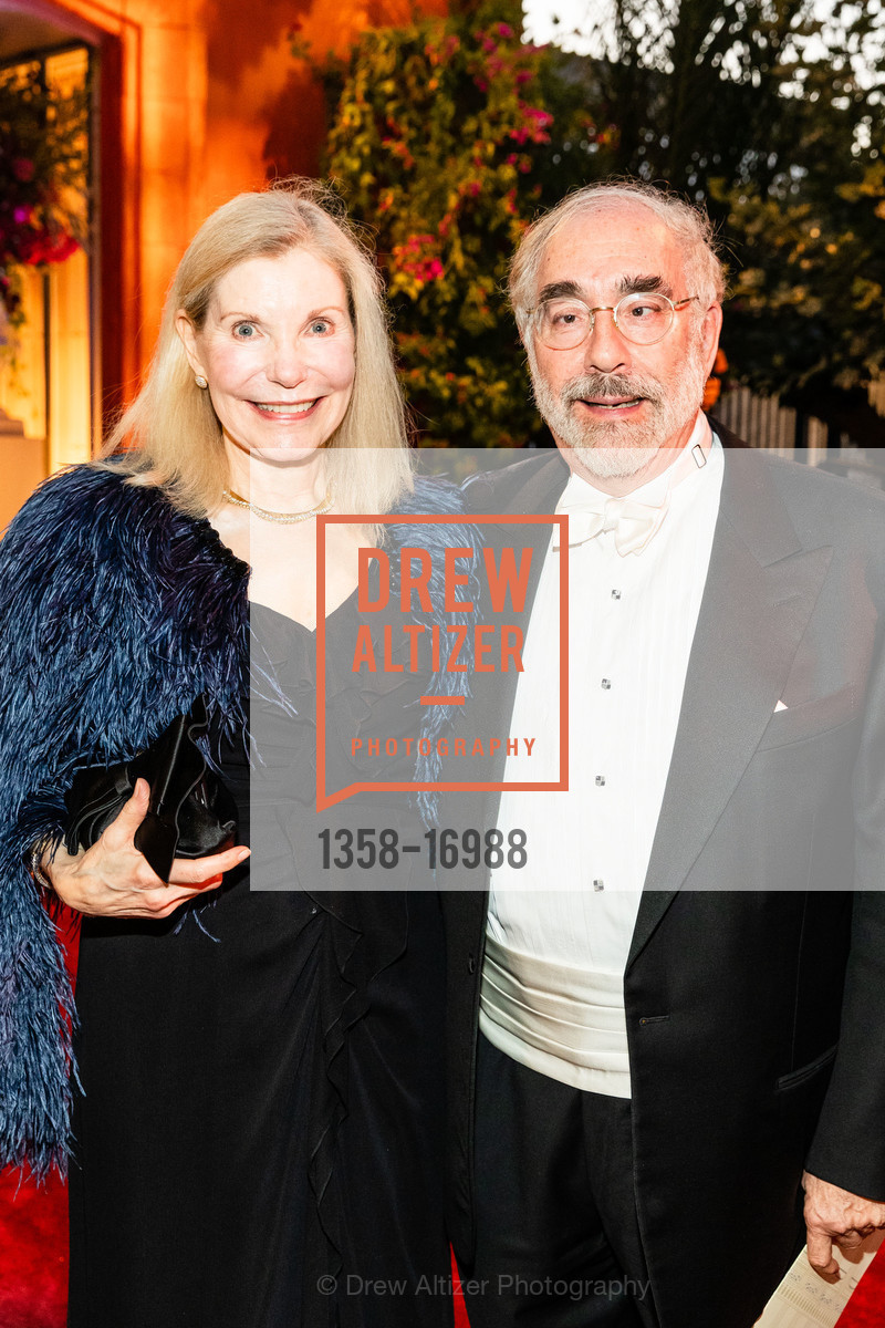 Barbara Traisman, Ronald Weissman, Photo #1358-16988