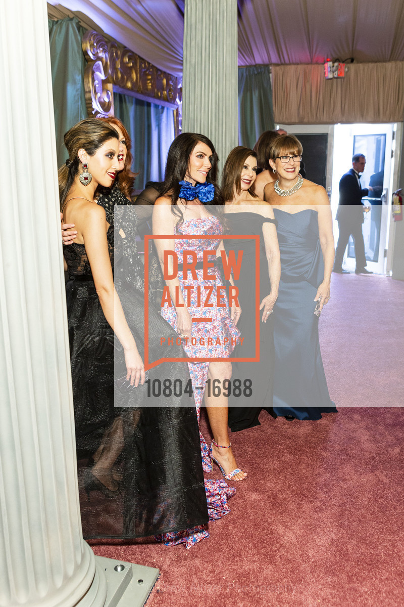 Roxie Bakhtiari, Sheila Hoyle, Lisa Zabelle, Terri Mino, San Francisco Opera Ball 2018, War Memorial Opera House. 301 Van Ness Ave, Photo #10804-16988 Roxie Bakhtiari, Sheila Hoyle, Lisa Zabelle, Terri Mino, Photo #10804-16988