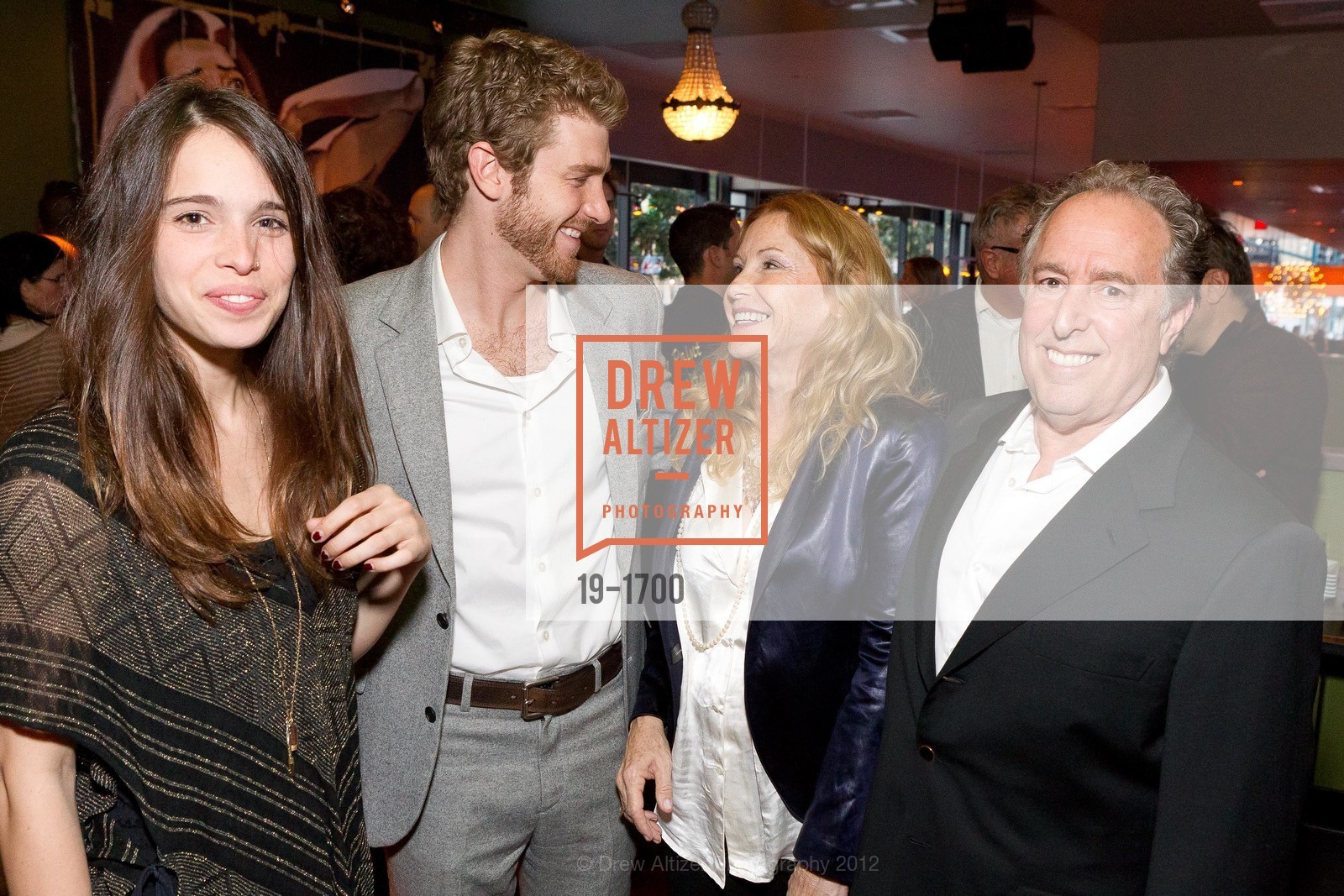 Chelsea Tyler, John Foster, Gillian Foster, Steven Foster, Photo #19-1700