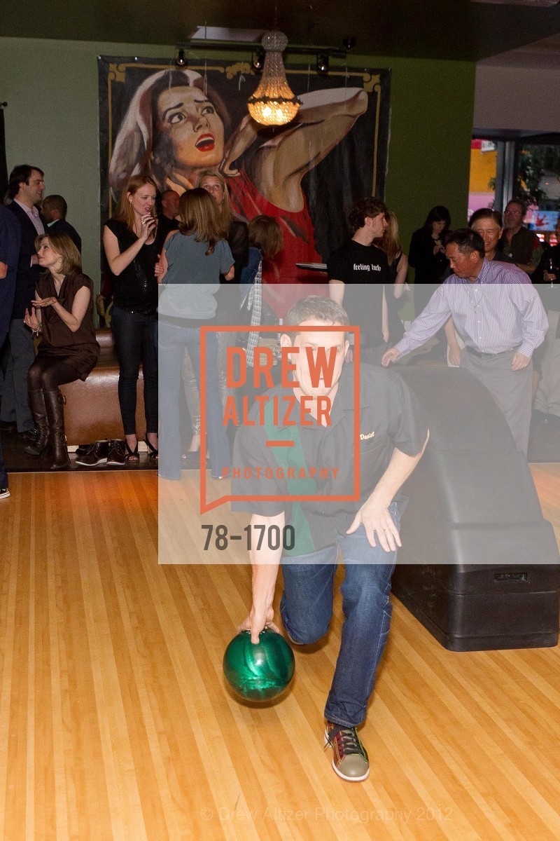 Daniel Lurie, Lucky Strike Lanes SF Opening benefitting TIPPING POINT, US, March 8th, 2012, Photo #78-1700 Daniel Lurie, Photo #78-1700