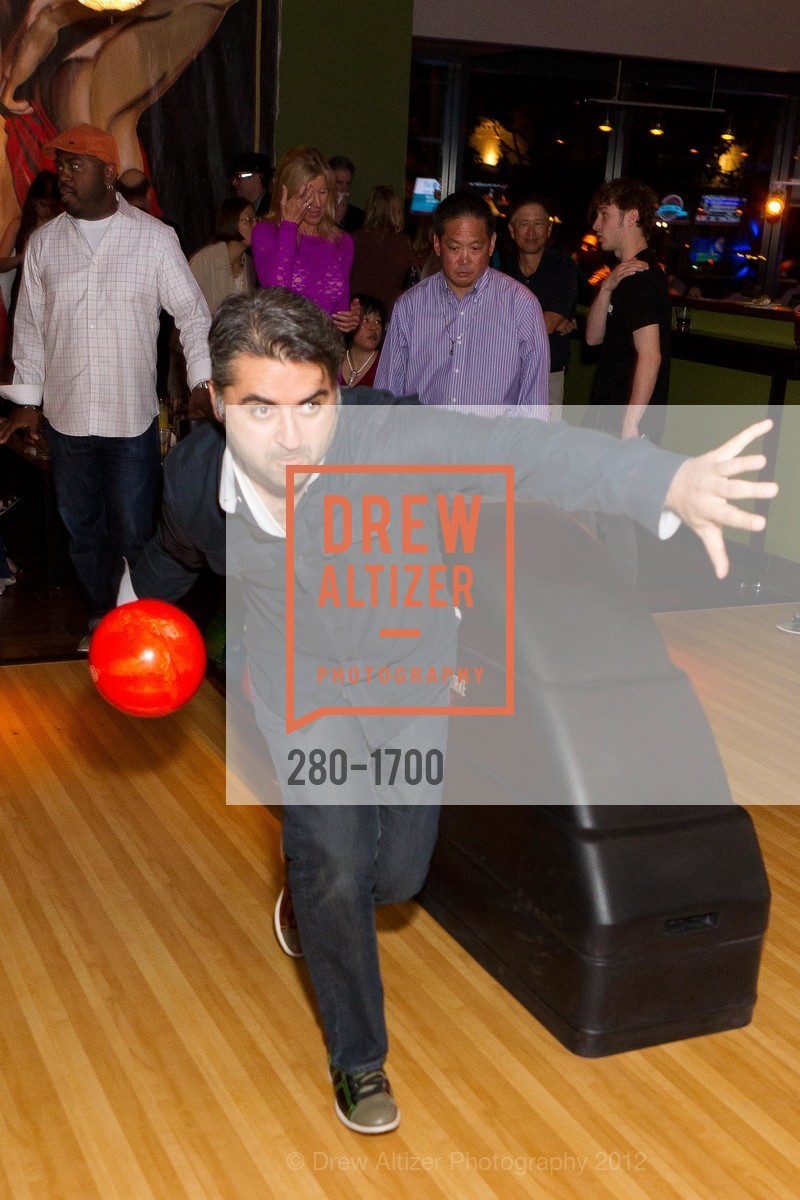 Hooman Khalili, Lucky Strike Lanes SF Opening benefitting TIPPING POINT, US, March 8th, 2012, Photo #280-1700 Hooman Khalili, Photo #280-1700