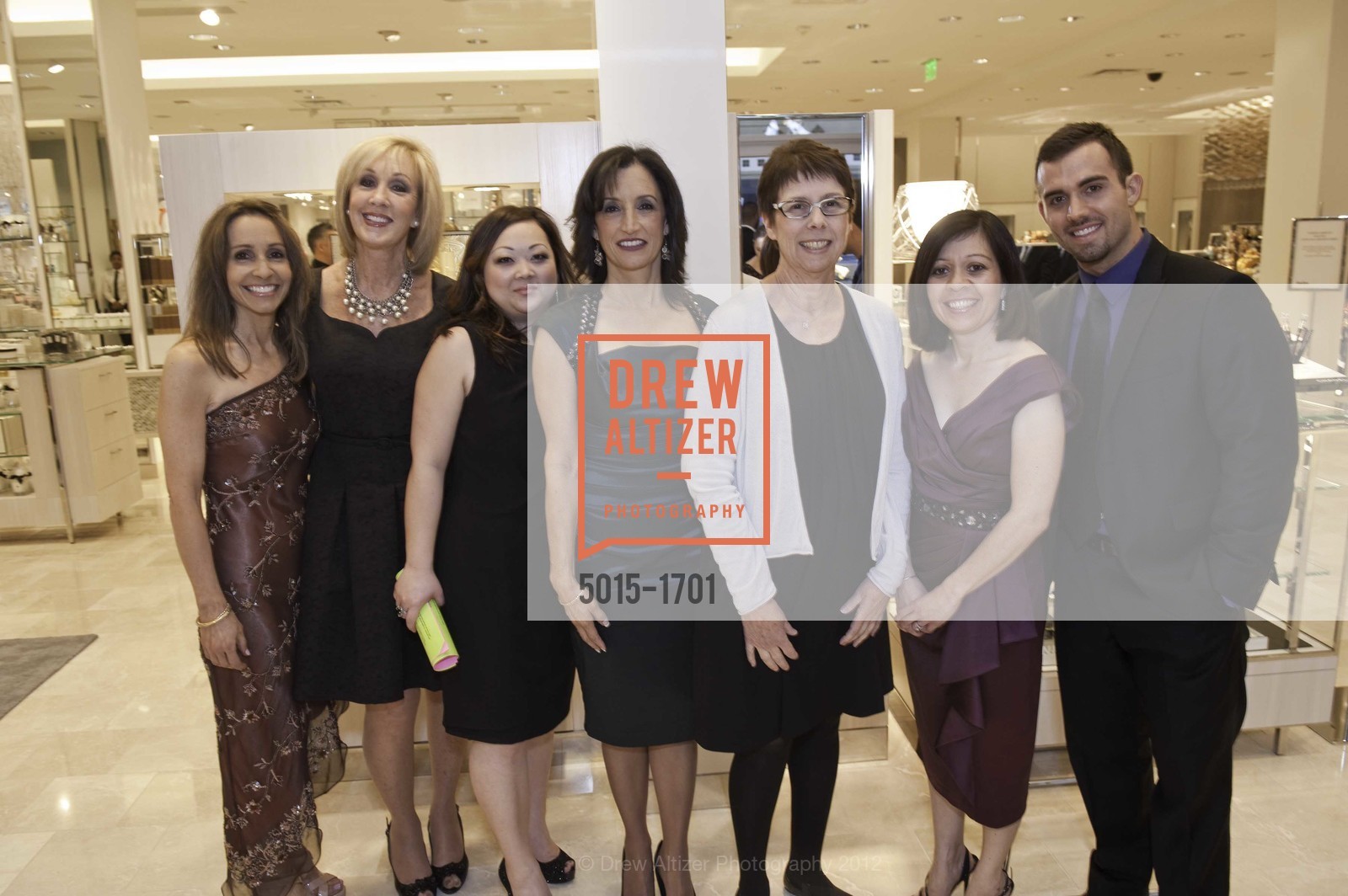 Lisa Cecconi, Carol Alteman, Kimiko Garcia, Luz Borromeo, Nancy Strandberg, Virma Melero, Nick Grutzeck, NEIMAN MARCUS Walnut Creek Grand Opening Gala, US, March 8th, 2012, Photo #5015-1701 Lisa Cecconi, Carol Alteman, Kimiko Garcia, Luz Borromeo, Nancy Strandberg, Virma Melero, Nick Grutzeck, Photo #5015-1701