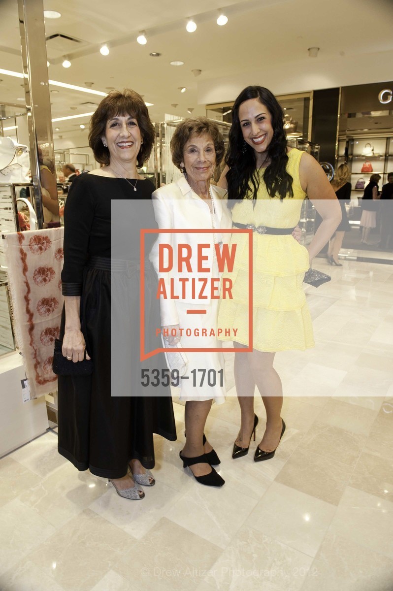 Robin Whitlock, June Mailman, Lauren Whitlock, NEIMAN MARCUS Walnut Creek Grand Opening Gala, US, March 8th, 2012, Photo #5359-1701 Robin Whitlock, June Mailman, Lauren Whitlock, Photo #5359-1701